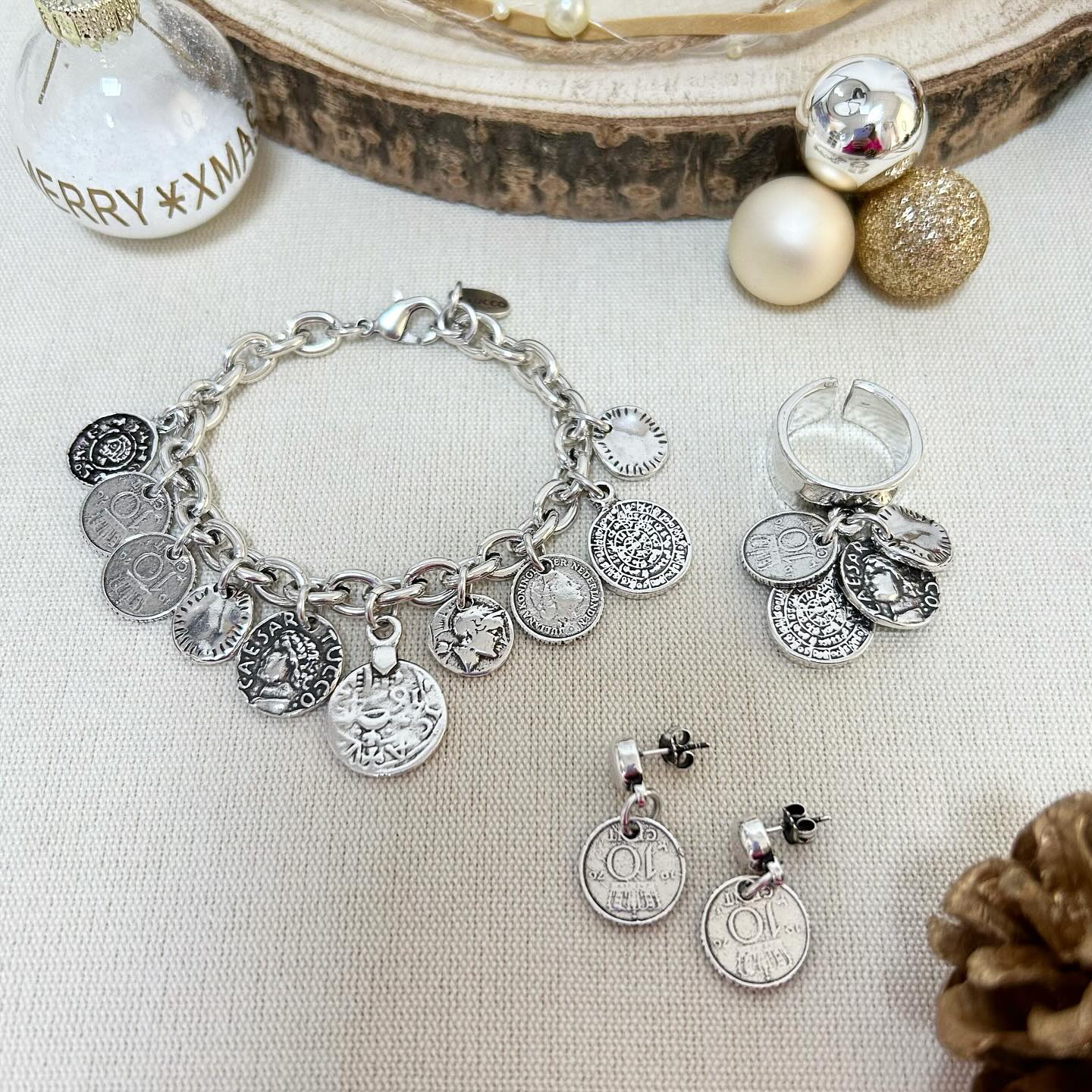 Coins Bracelet Tucco