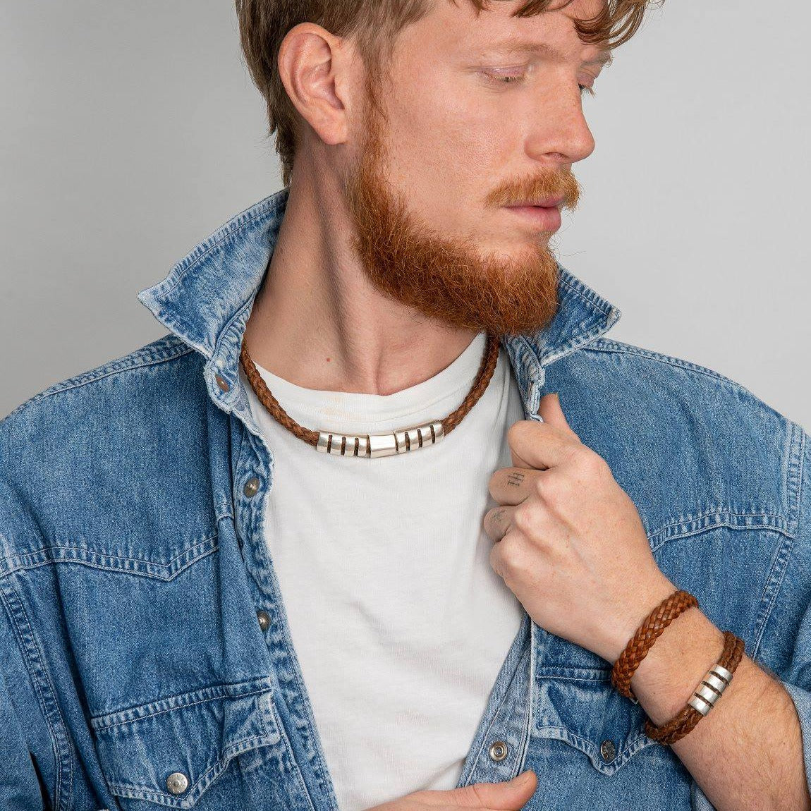 Leather Necklace Tralará