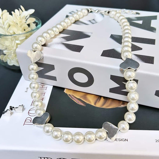 Pearl Necklace and Bracelet with Silver Hearts Tucco