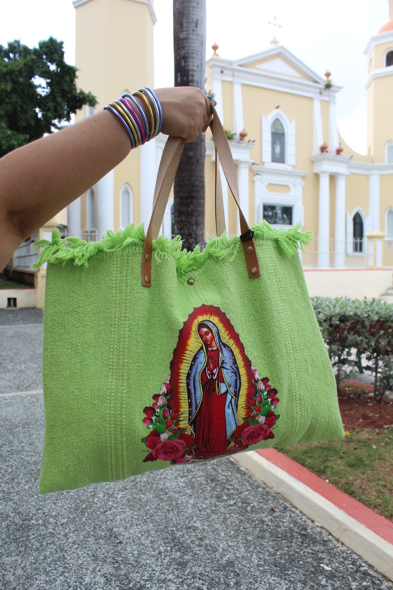 Italian Bag in Green Raffia